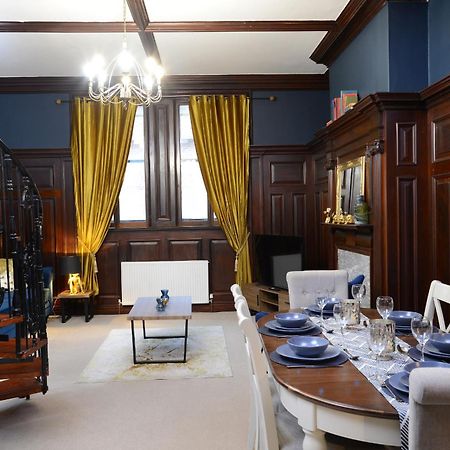 The Old Brewery Boardroom - Winchester City Centre - Unique Property - Free Parking - Sleeps 6 - By Xplus Stays Ngoại thất bức ảnh
