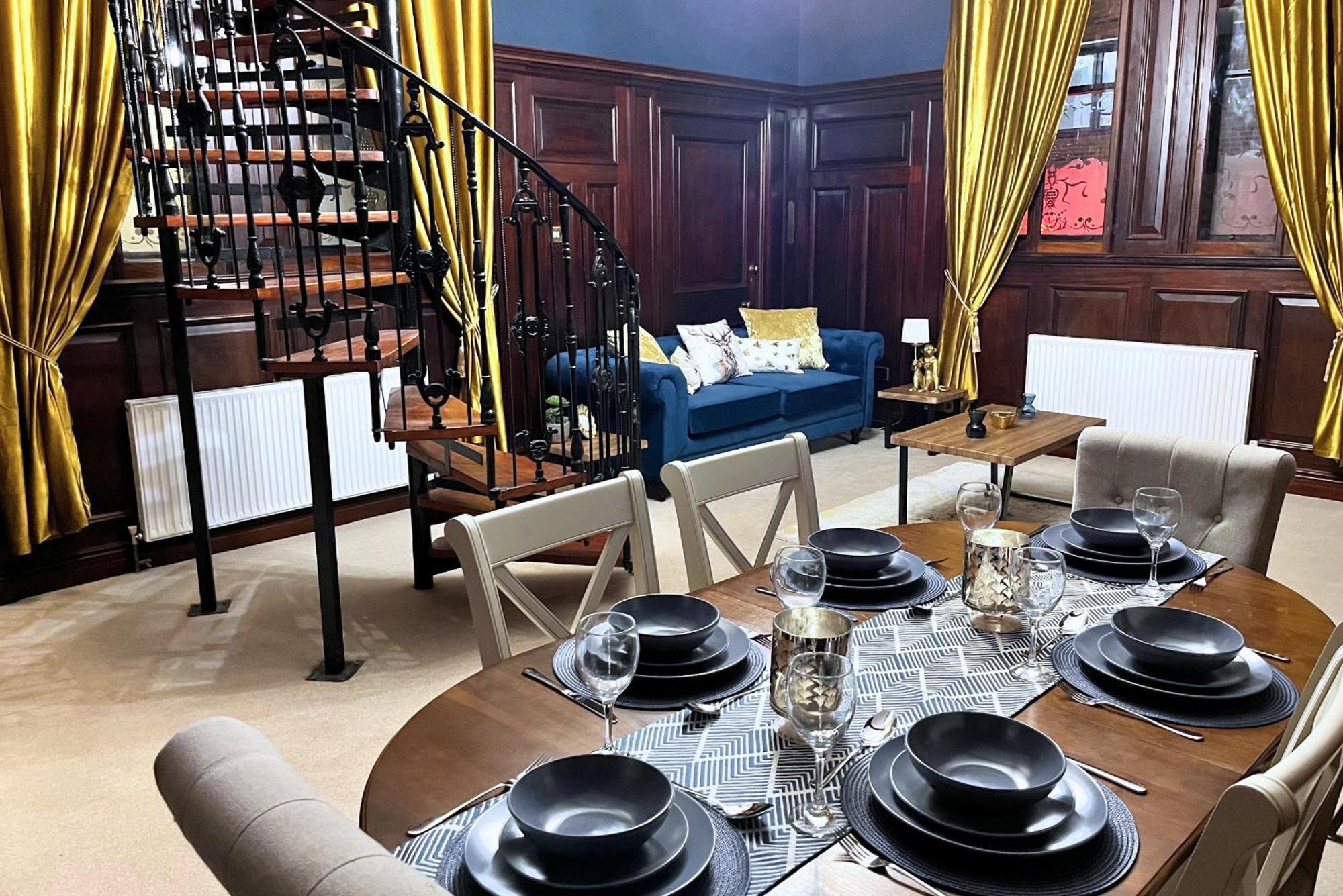 The Old Brewery Boardroom - Winchester City Centre - Unique Property - Free Parking - Sleeps 6 - By Xplus Stays Ngoại thất bức ảnh